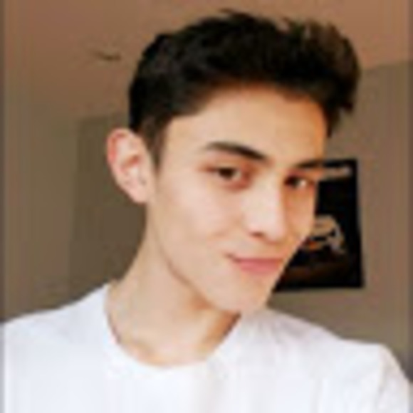 Profile Picture of Darkis Process (@darkisprocess) on Poshmark