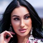 Profile Picture of Julia (@lisayulka) on Instagram