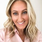 Profile Picture of valerie bateman (@valbateman) on Instagram