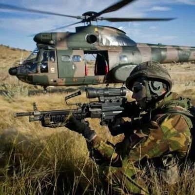 Profile Picture of Your Favorite Meninist ✌ (@KingJamesVibes) on Twitter