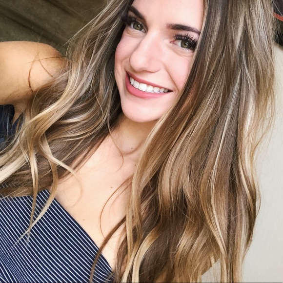 Profile Picture of Nicole Timko (@nicoletimko1) on Poshmark
