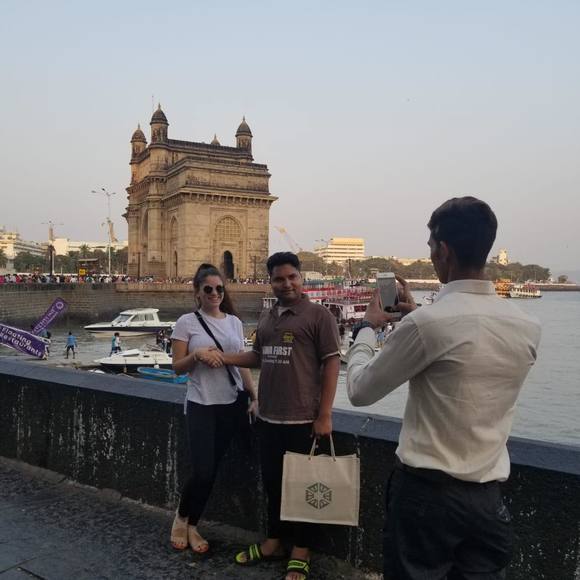 Profile Picture of Hannah Kresner (@hkresner) on Poshmark