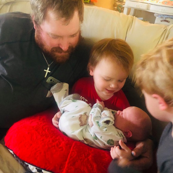 Profile Picture of Meredith Redding (@mereyork04) on Poshmark