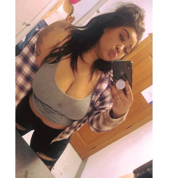 Jalyn Hill - Poshmark Profile Picture of Jalyn Hill (@blasiann23) on Poshmark