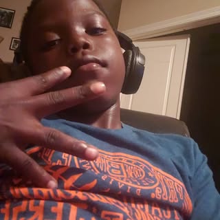 Profile Picture of KeyMorris🏈🏀 (@key_kirby) on Instagram