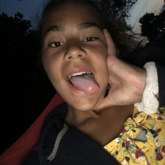 Profile Picture of Tiara Zanotti (@scoobyzanotti) on Poshmark