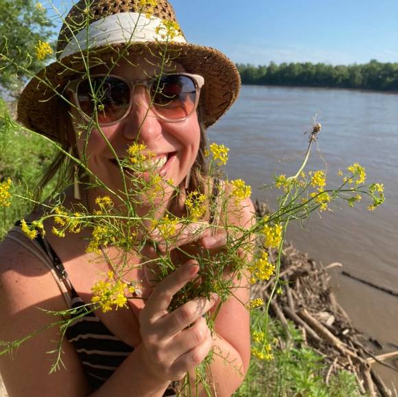 Profile Picture of Wrendy Marcinik (@tetravani_09) on Poshmark