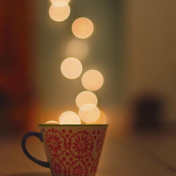 Profile Picture of Lisa Cheak (@la1013) on Poshmark