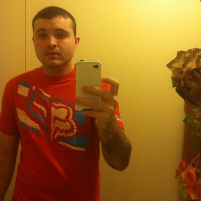 Profile Picture of John Burchett (@Cernix115) on Twitter