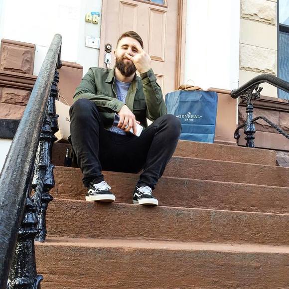 Profile Picture of Nathan Keen (@facegod) on Poshmark