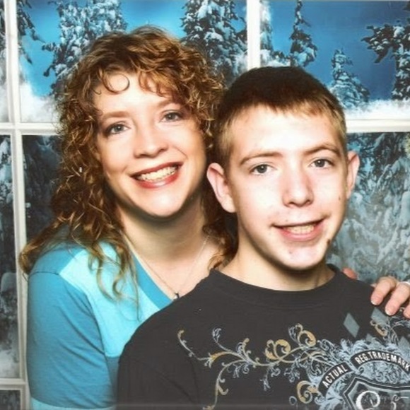 Profile Picture of Tracy Sherrer (@blondrocker) on Poshmark