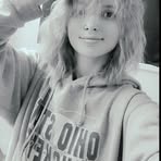 Profile Picture of DeAnna Silvis (@cheeseitz) on Facebook