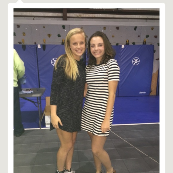 Profile Picture of Alisa Detlefsen (@adetlefsen) on Poshmark