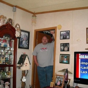 Profile Picture of Glen Ellison (@fenceman69) on Myspace