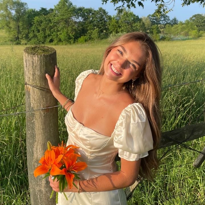Profile Picture of Anna Carpenter (@@annakcarp) on Tiktok