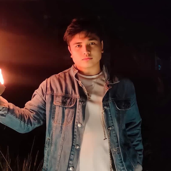 Profile Picture of James Cariño (@@james_last) on Tiktok
