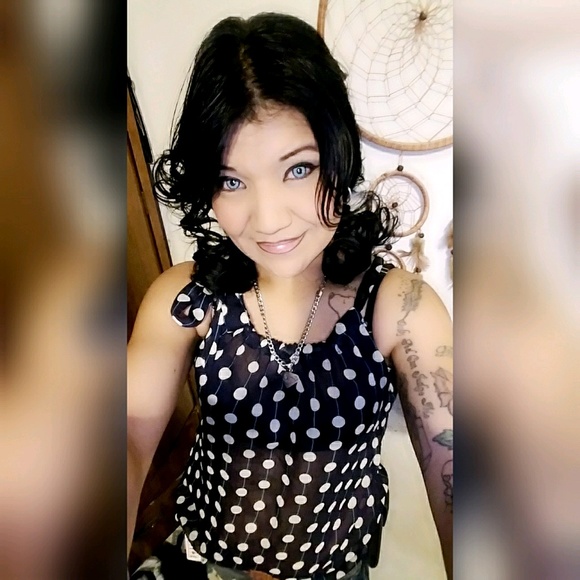 Profile Picture of Alma Jauregui (@lilalma) on Poshmark