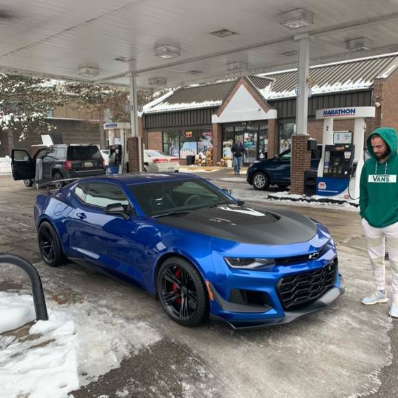 Profile Picture of Jason Trandell (@jasontran123) on Poshmark