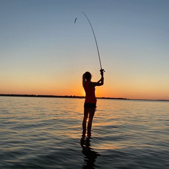 Profile Picture of Kelly Kreitzburg (@kmkreitz) on Poshmark