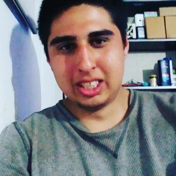 Profile Picture of Aaron Pasillas (@compa_aaron16) on Poshmark