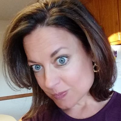 Profile Picture of Kim Kenyon (@dreamingtree4me) on Twitter