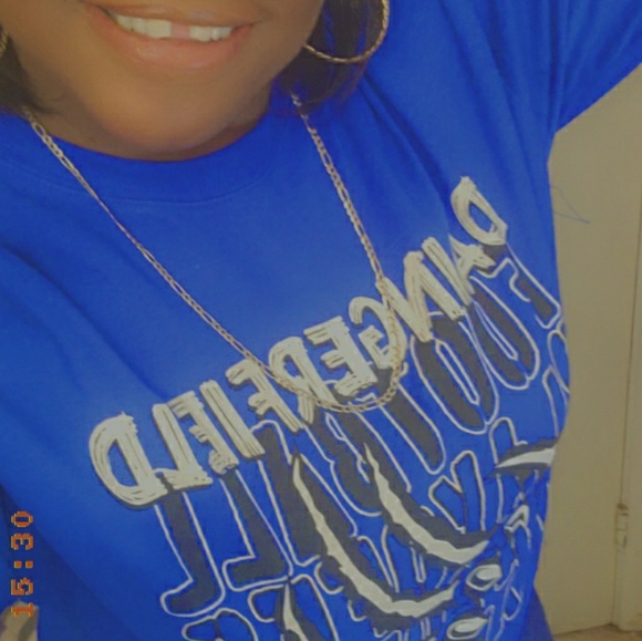 Profile Picture of Aaron Kelly (@lilmama2krazy4u) on Poshmark