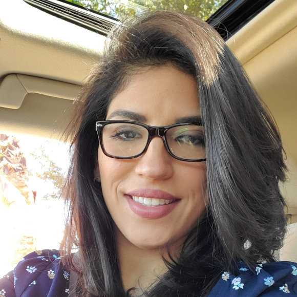 Profile Picture of Crystal Hachar (@abz_pena) on Poshmark