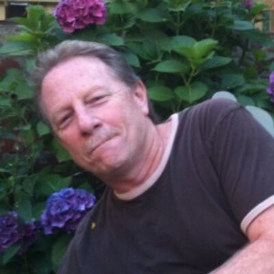 Profile Picture of Larry Freedman (@richbuddy) on Twitter