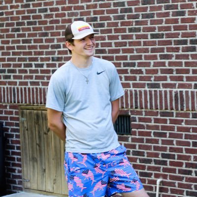 Profile Picture of Clay McConnell (@Clayno_thompson) on Twitter