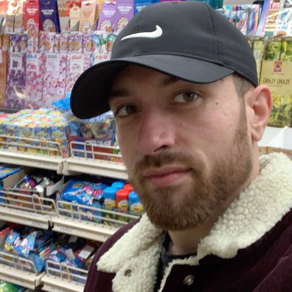 Profile Picture of Mark Carlucci (@marksea) on Poshmark