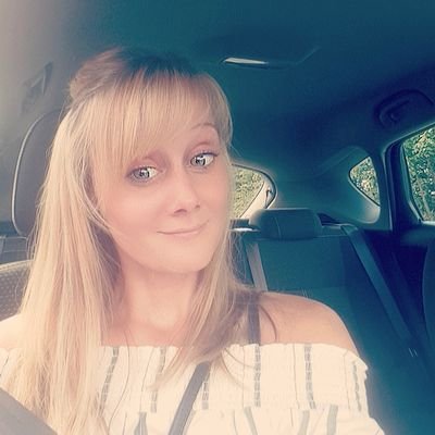 Profile Picture of Carol Bond (@brownhill08) on Twitter