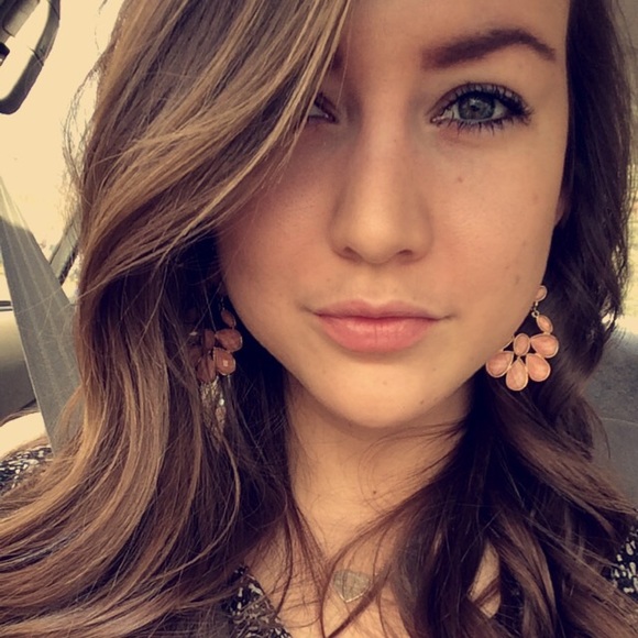 Jesse Huott - Poshmark Profile Picture of Jesse Huott (@jhuott) on Poshmark