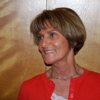 Profile Picture of Cindy Bryant (@@MoMathgal) on Twitter