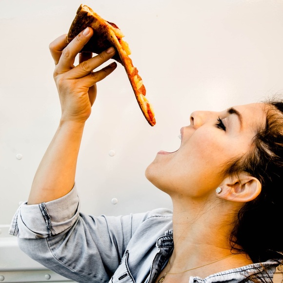 Profile Picture of Natalia Mastrocinque (@nataliam5) on Poshmark