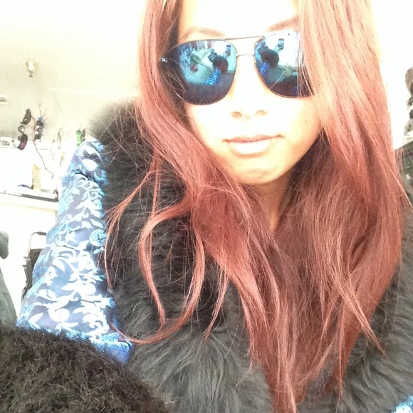 Profile Picture of Kristine Amper (@moonhighmarket) on Poshmark