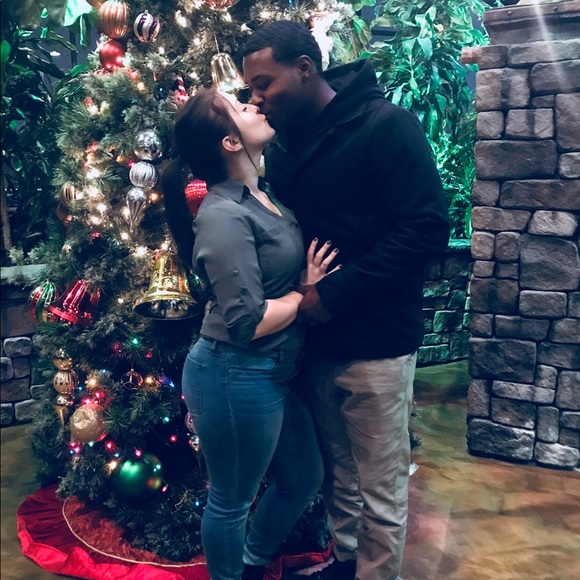 Profile Picture of Laney May (@laneymay55) on Poshmark