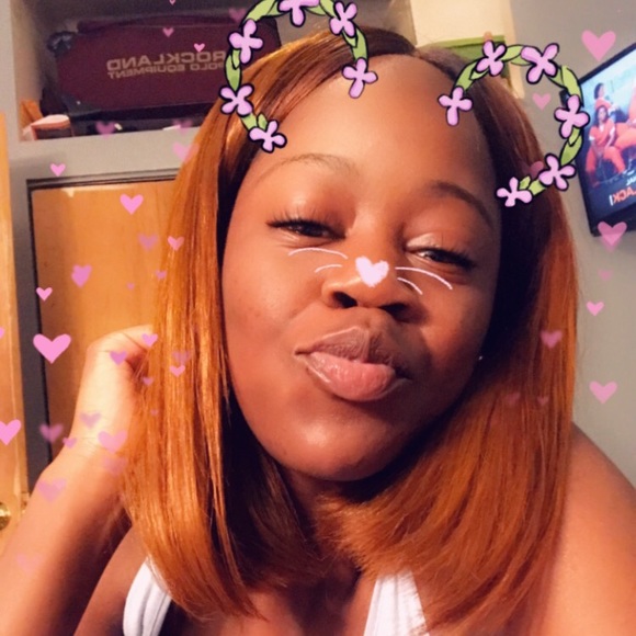 Profile Picture of Shaniec Nash (@shashaniecenash) on Poshmark
