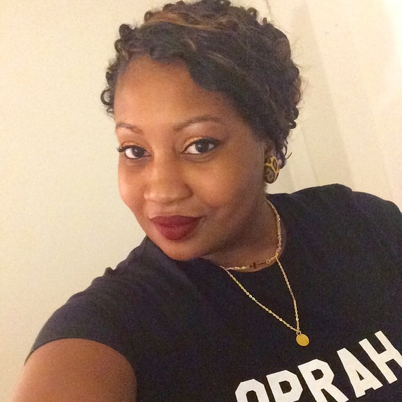 Profile Picture of Jasmine Townes (@truebeauty809) on Poshmark