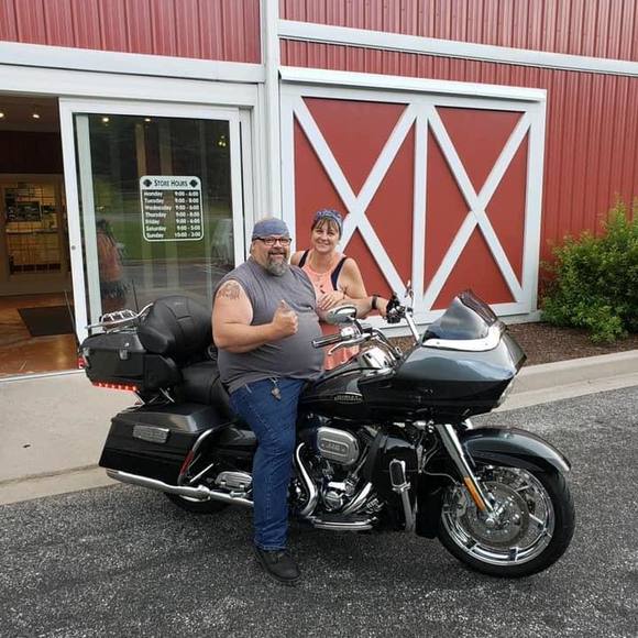 Profile Picture of Brian Bowers (@brianbowers342) on Poshmark