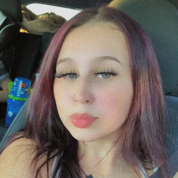 Profile Picture of Jazmine Morris (@jazminemorri663) on Poshmark