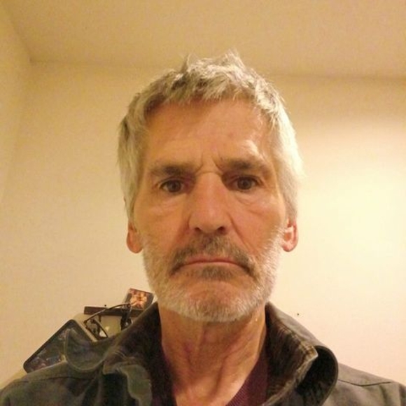 Profile Photo of John Abbey (@1965j1965) on Poshmark