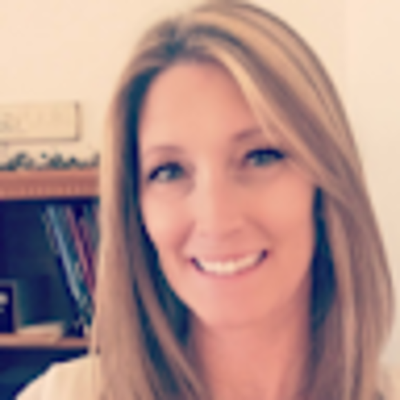 Profile Picture of E. anne Basford (@e_basford) on Poshmark