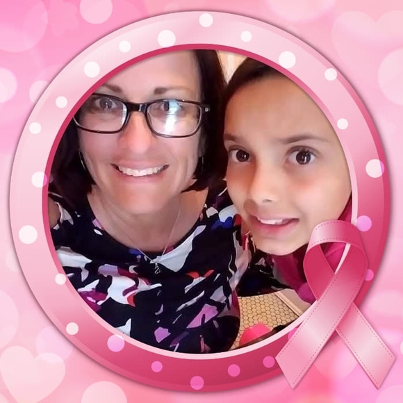 Profile Picture of Debbie Pirner (@elfutbolma) on Poshmark