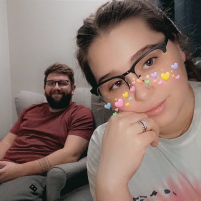 Profile Picture of Deanna Breen (@dee_breen) on Twitter