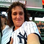 Profile Picture of Lori Solomon Levine (@llevine518) on Instagram