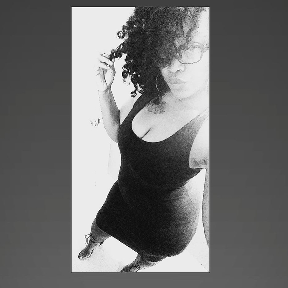 Profile Picture of Bianca Lynn (@beekybaby09) on Poshmark