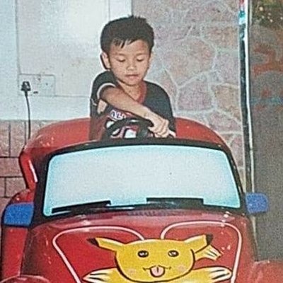 Profile Picture of Michael. (@GreySison) on Twitter