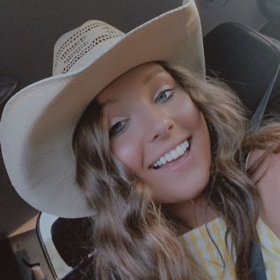 Profile Picture of Bay Ben (@bayleebennett8) on Twitter