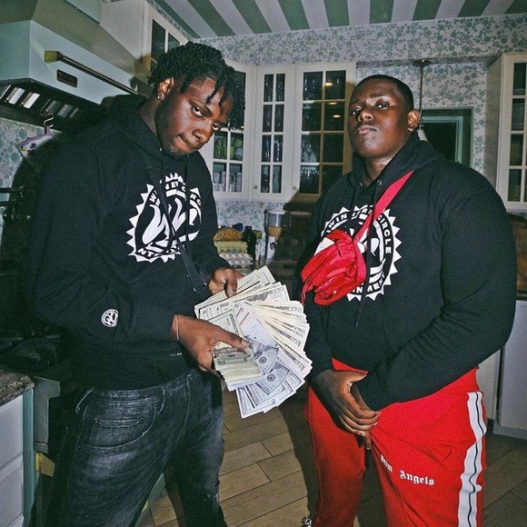 Profile Picture of Cameron Raynor (@cameronraynor11) on Poshmark