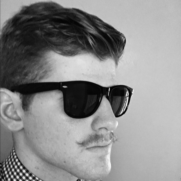 Profile Picture of Adam Boothe-hanna (@adamhanna) on Poshmark